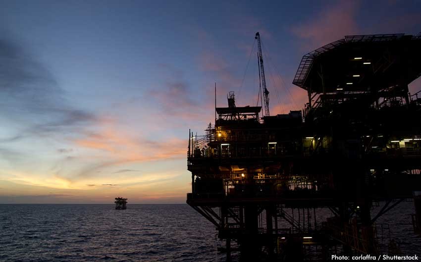 30,000 jobs at risk as offshore sector faces 'bleak' future