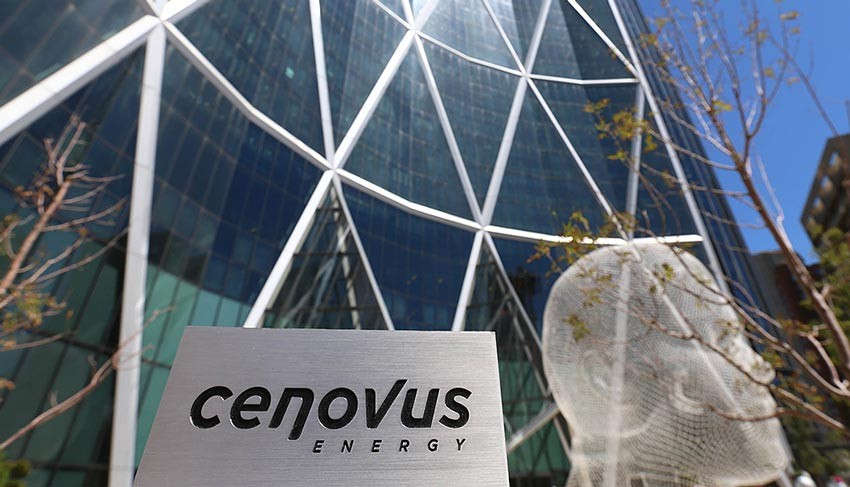 Cenovus reports $1.36B 4th quarter loss due to discounts on Canadian oil