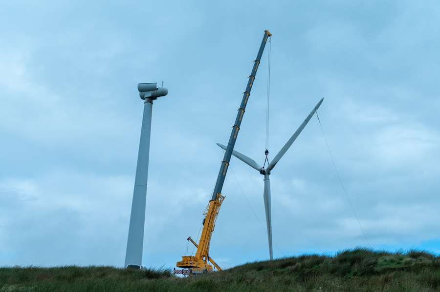 Decommissioning works begin at Scotland’s oldest wind farm