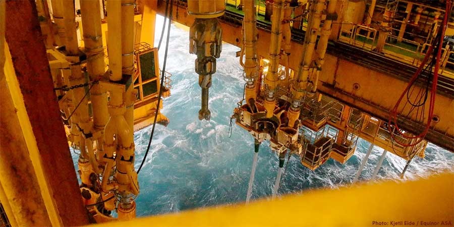 Extending contracts for drilling and specialist services worth NOK 20 billion