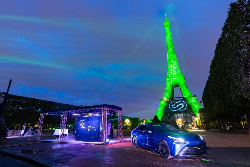 Fuel Cell Technology Shines a Sustainable Light in Paris