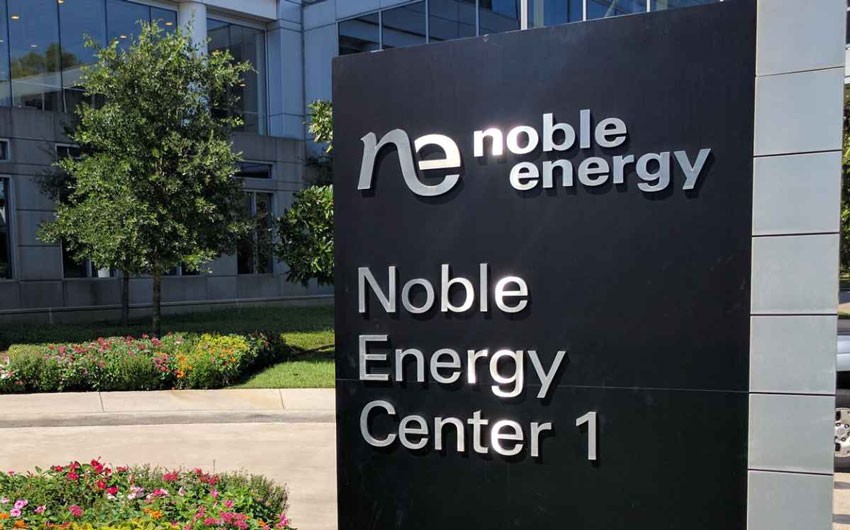 Noble Energy cuts salaries, reduces capex during pandemic and oil price crash