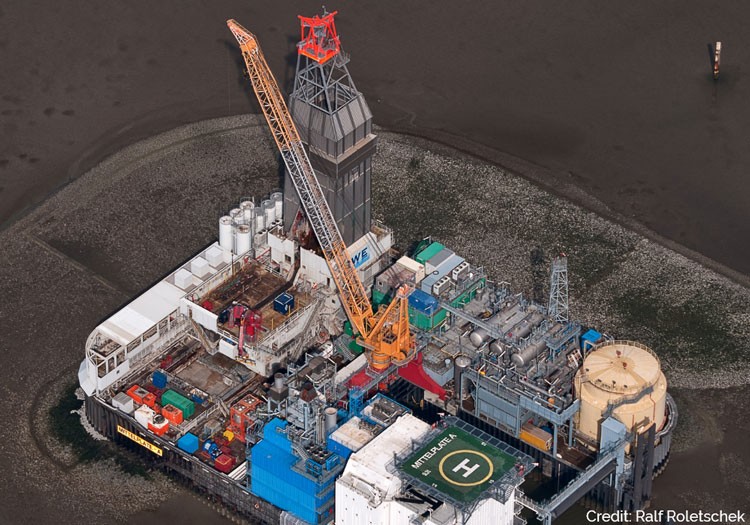 North Sea oil and gas industry could play key role in transition to clean energy, says report