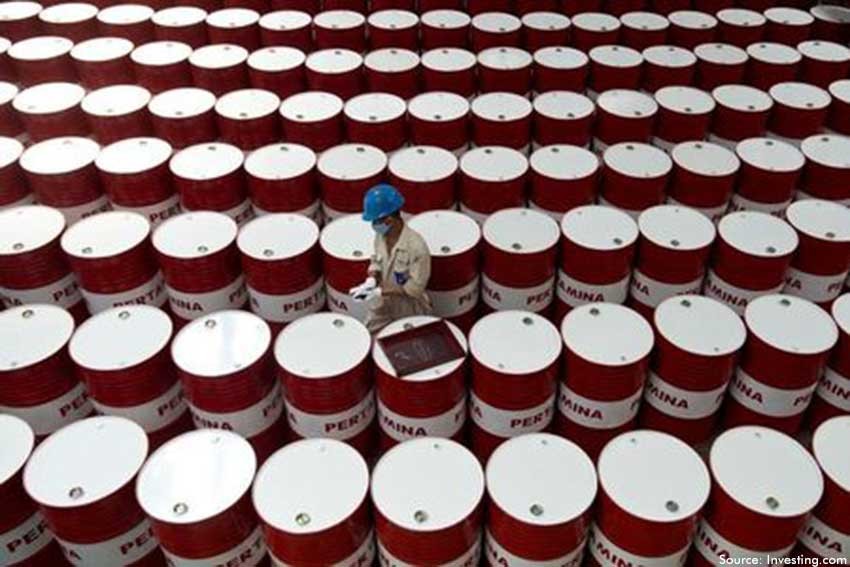 Oil’s Spectacular Collapse Continues Despite Global Efforts to Fight Virus Impact