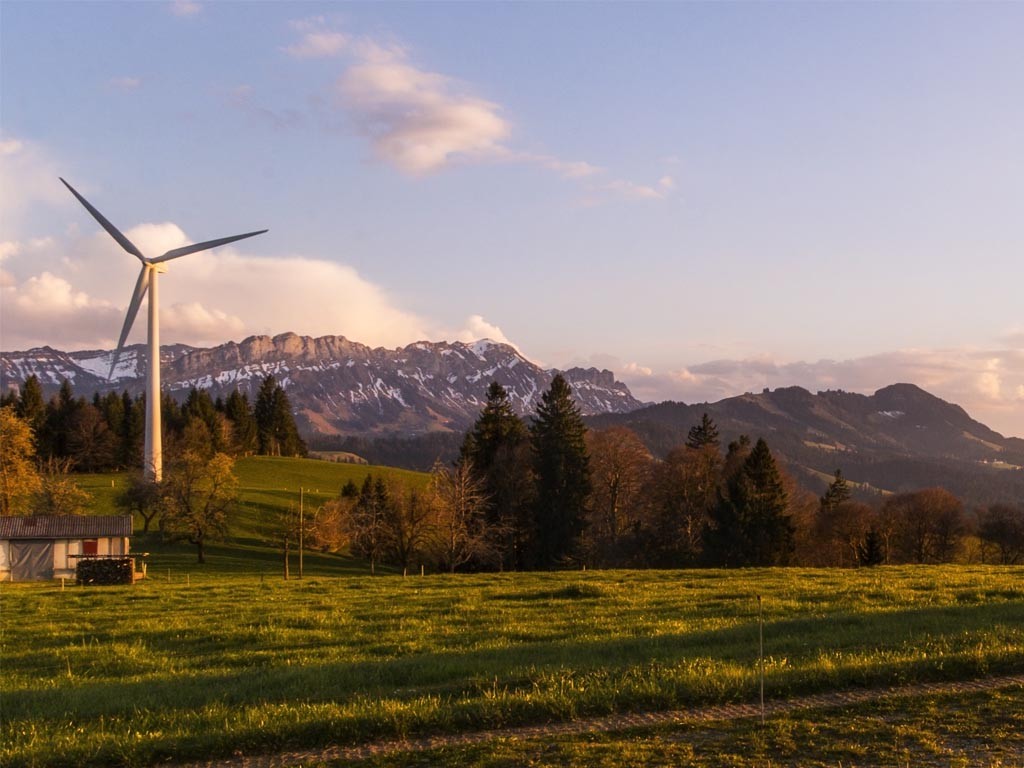 Review: Renewables in the UK and Europe